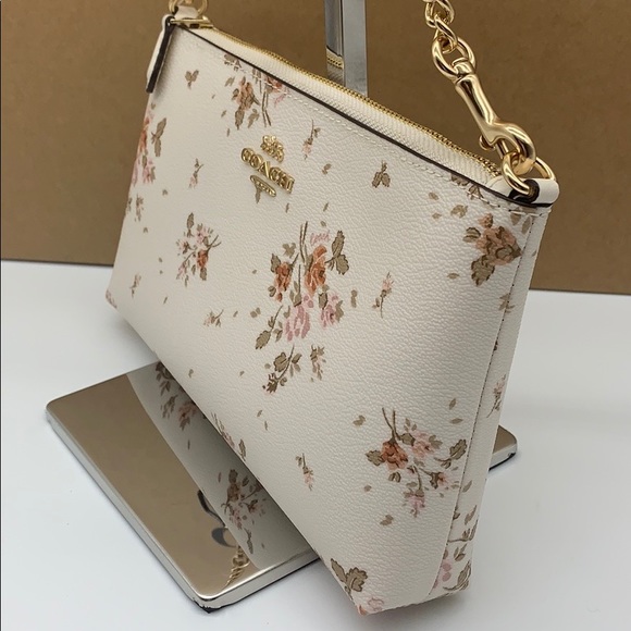 COACH ZIP TOP CROSSBODY WITH ROSE BOUQUET PRINT - Picture 4 of 16